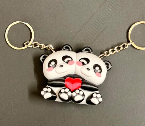 Craftgami 3D Printed Keychain, Stay Together Love Panda, Cute Couple Panda with Red Heart, 2 Pack
