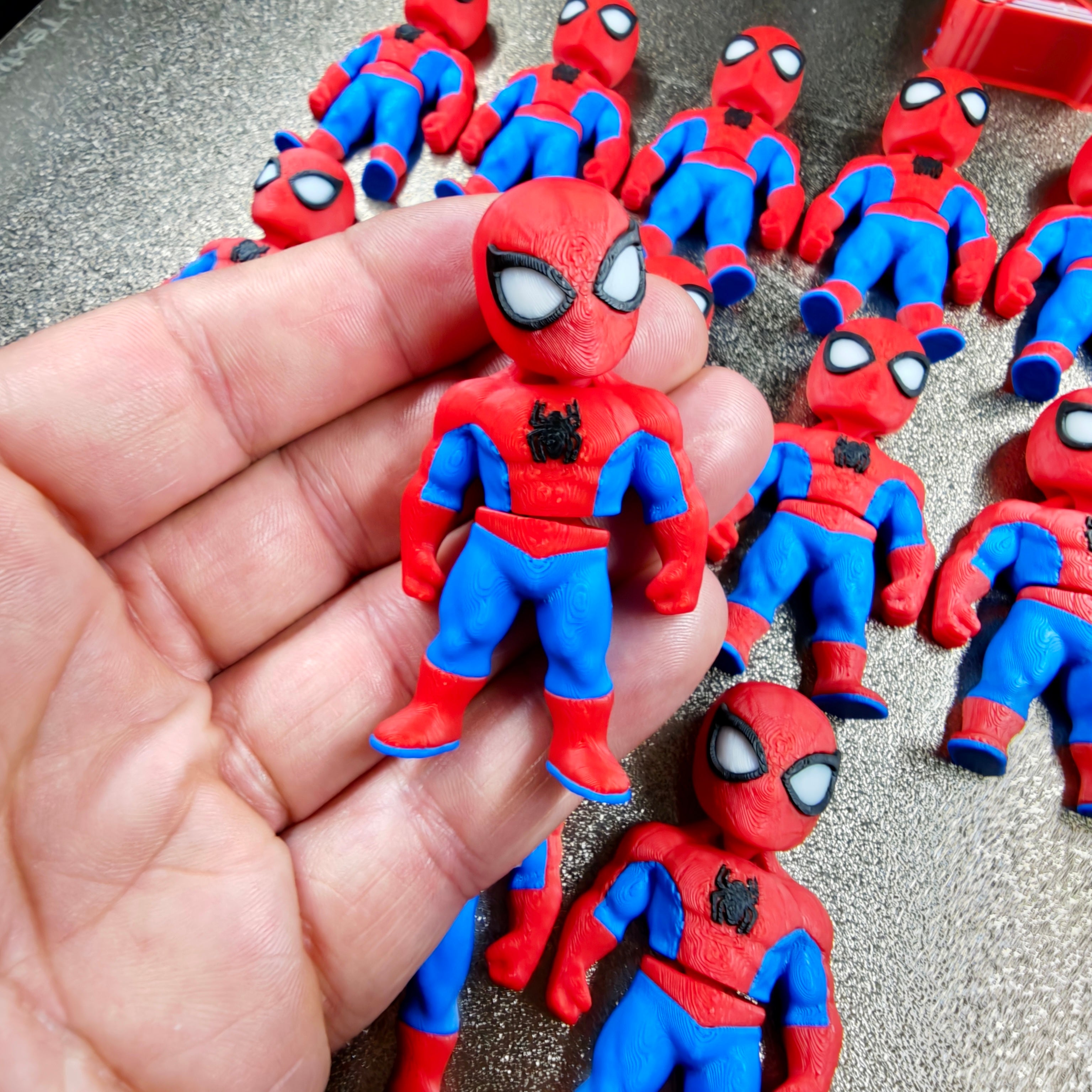 Flexi Spiderman Keychain – 3D Printed Articulated Superhero Keychain (1 Piece)